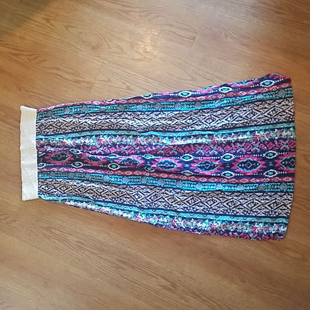 Fun maxi skirt with slits